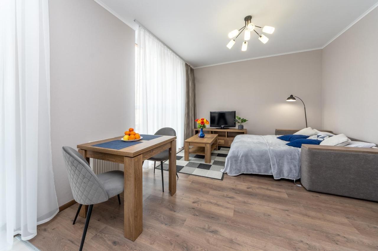 стильная и уютная в новом доме на оболони Apartment Kyiv
